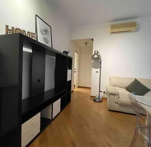 Cozy Flat Piazza Vescovio Rom