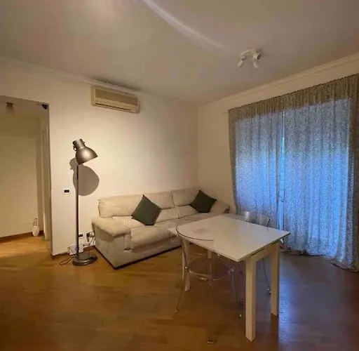 Cozy Flat Piazza Vescovio * Rom